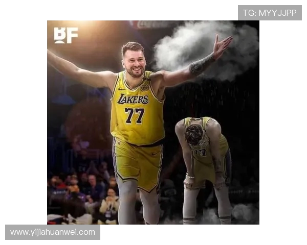 圣诞大战勇士对决湖人NBA经典对抗赛引发球迷热潮 圣诞大战勇士对决湖人NBA经典对抗赛引发球迷热潮