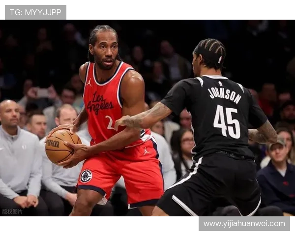 快船与太阳再度交锋NBA复赛精彩对决引发球迷热议